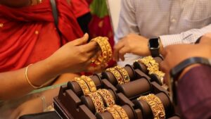 Indian consumers are the largest collectors of gold worldwide. Image credit: Shutterstock
