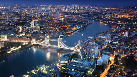 London is second only to New York when comparing size of retail market, international visitor appeal, affluence and growth potential. Image credit: Shutterstock