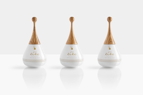 Éteo Drops of Blessing bottles