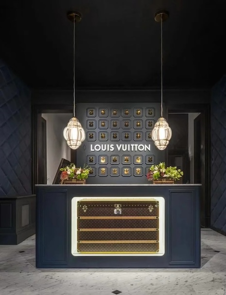 Louis Vuitton store in Zhang Garden. Image copyright Chaoyi Buer